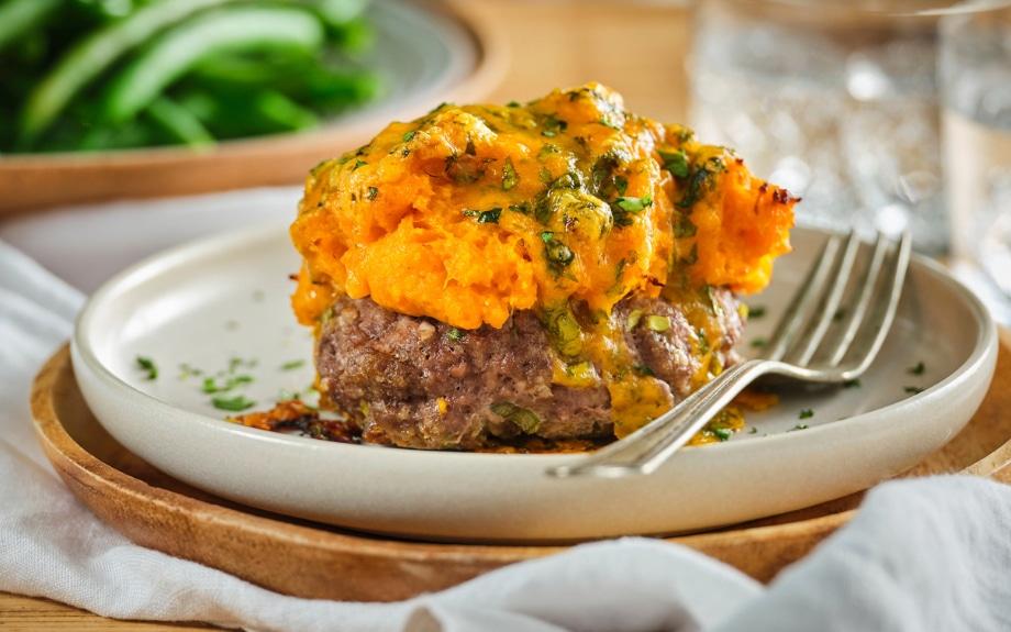 Mini-pains de viande garnis de patate douce cuits à la friteuse à air chaud