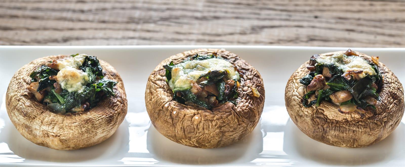 Champignons farcis au feta et au chou frisé