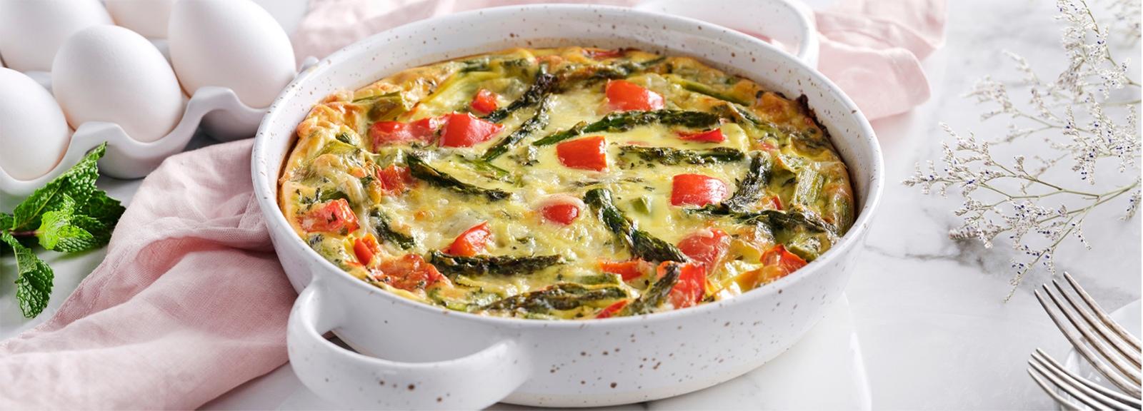 Quiche sans croûte aux asperges et poivrons grillés